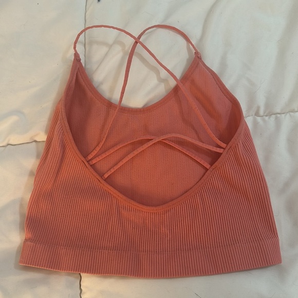 Colsie Women's Coral Ribbed Crop Tank Top Size medium - Picture 3 of 5